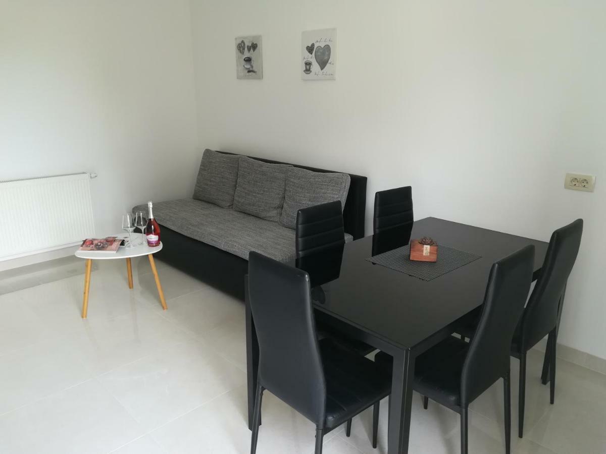 Ana Apartment